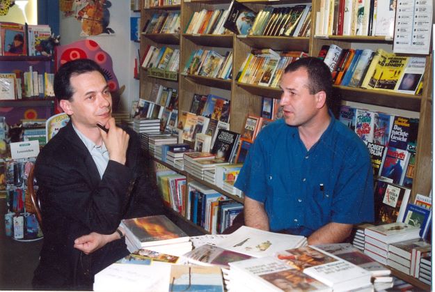 in der Buchhandlung